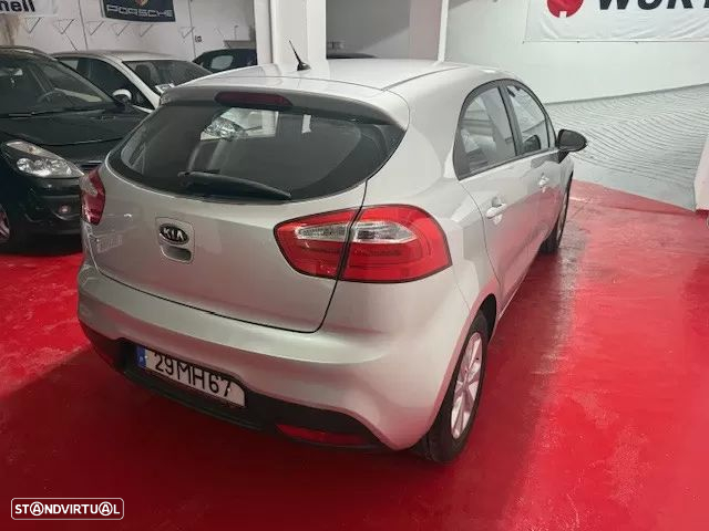 Kia Rio 1.2 CVVT EX - 4