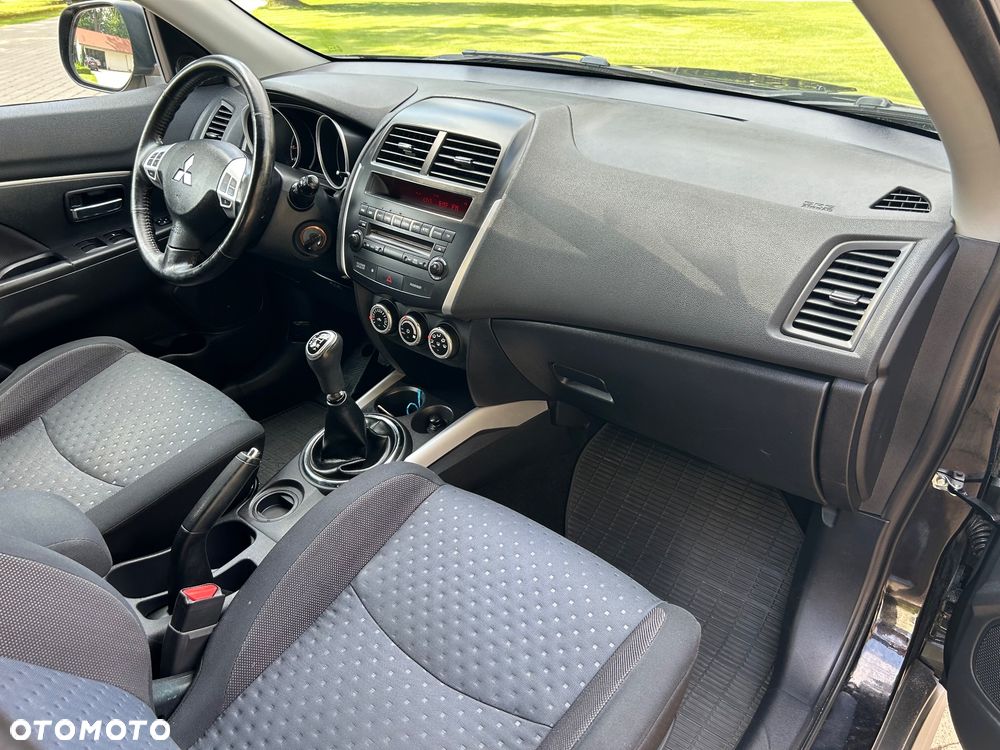 Mitsubishi ASX 1.6 2WD Instyle - 17