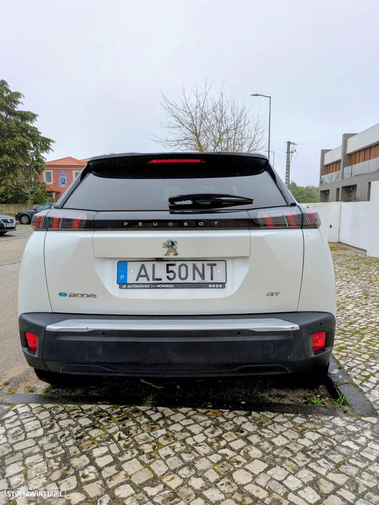 Peugeot e-2008 50 kWh GT Pack - 3