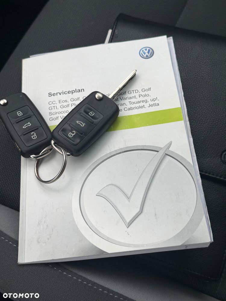 Volkswagen Touran 1.6 TDI DPF MATCH - 23