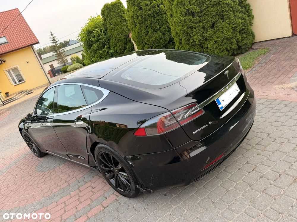 Tesla Model S Long Range Plus - 4