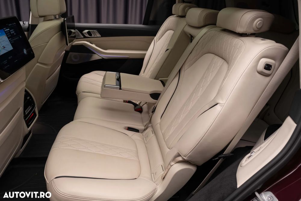 BMW X7 - 35