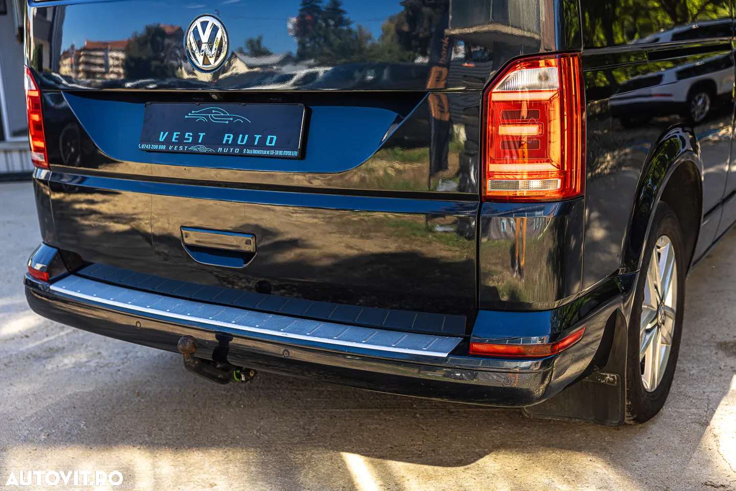 Volkswagen Multivan - 23