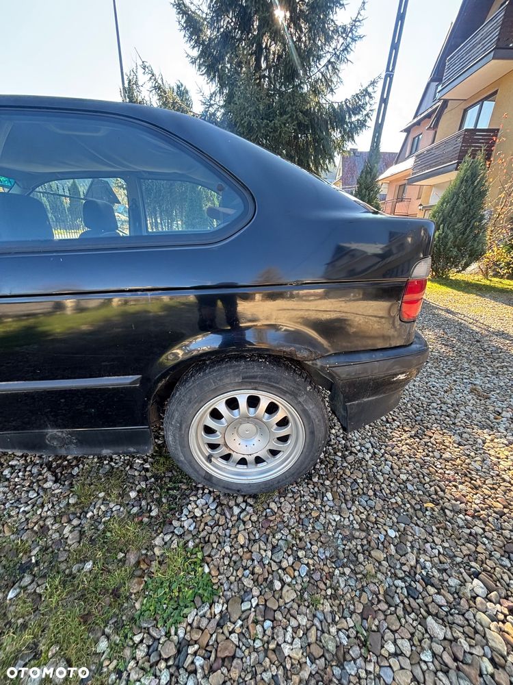 BMW Seria 3 316i - 10