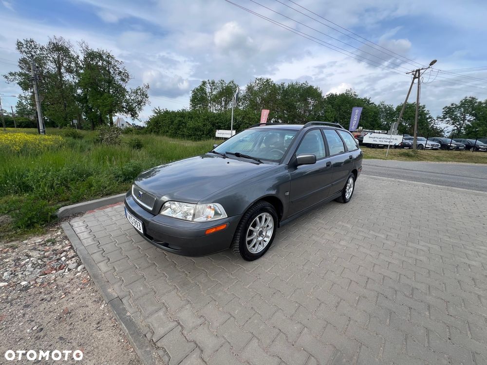 Volvo V40 - 1