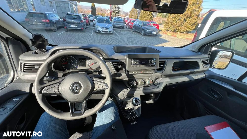 Renault Trafic Combi 2.0 Blue dCi 110 S&S L1 8+1 Life - 5