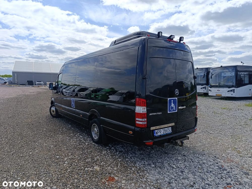 Mercedes-Benz Sprinter 519 - 8