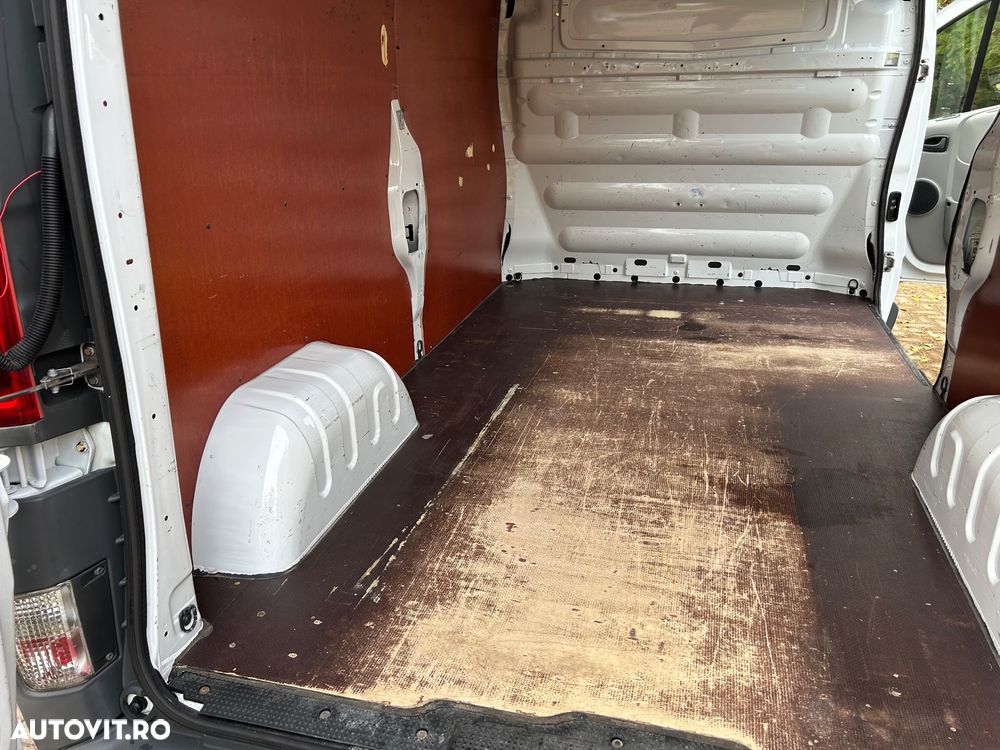 Opel Vivaro 2.0 CDTI L2H1 EcoFlex DPF - 23