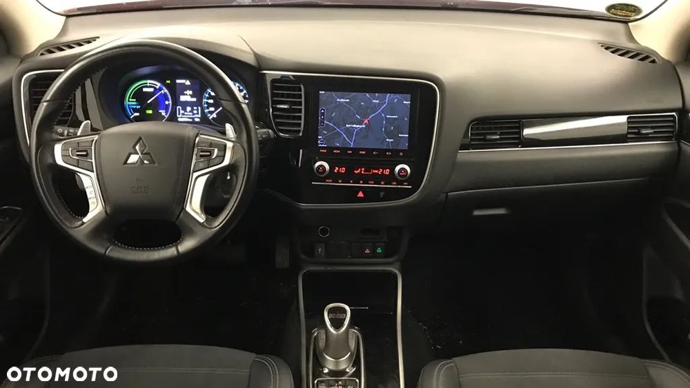 Mitsubishi Outlander Intense + - 4