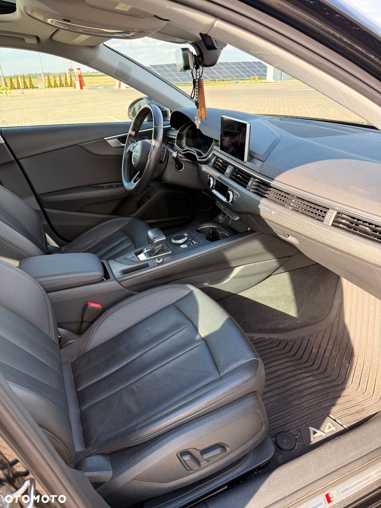 Audi A4 Limousine 2.0 TFSI quattro S tronic design - 11