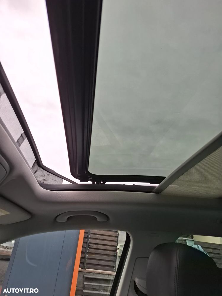 Volkswagen Tiguan 2.0 TDI SCR 4MOTION BlueMotion Technology Lounge Sport & Style - 30