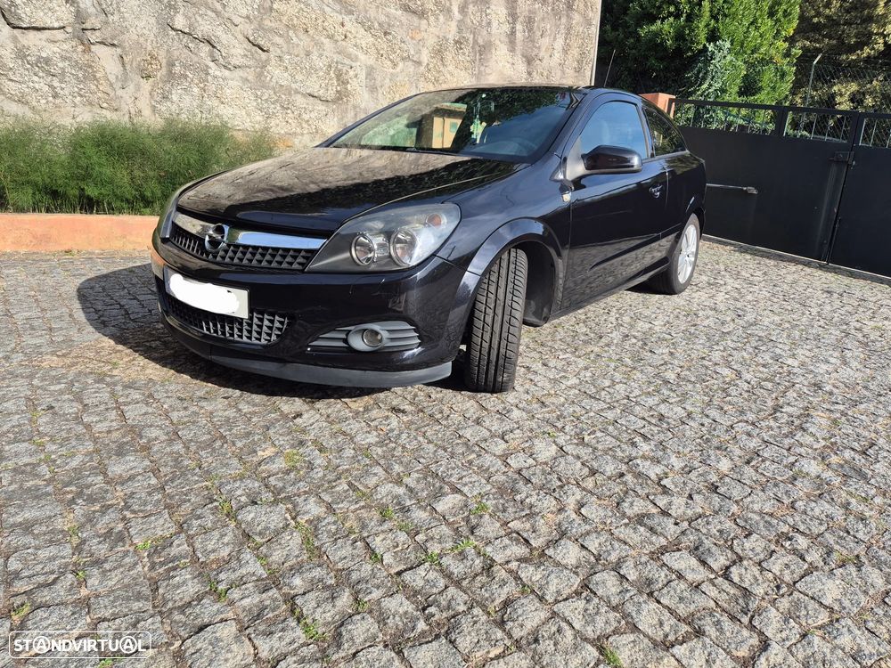 Opel Astra GTC 1.3 CDTi - 1
