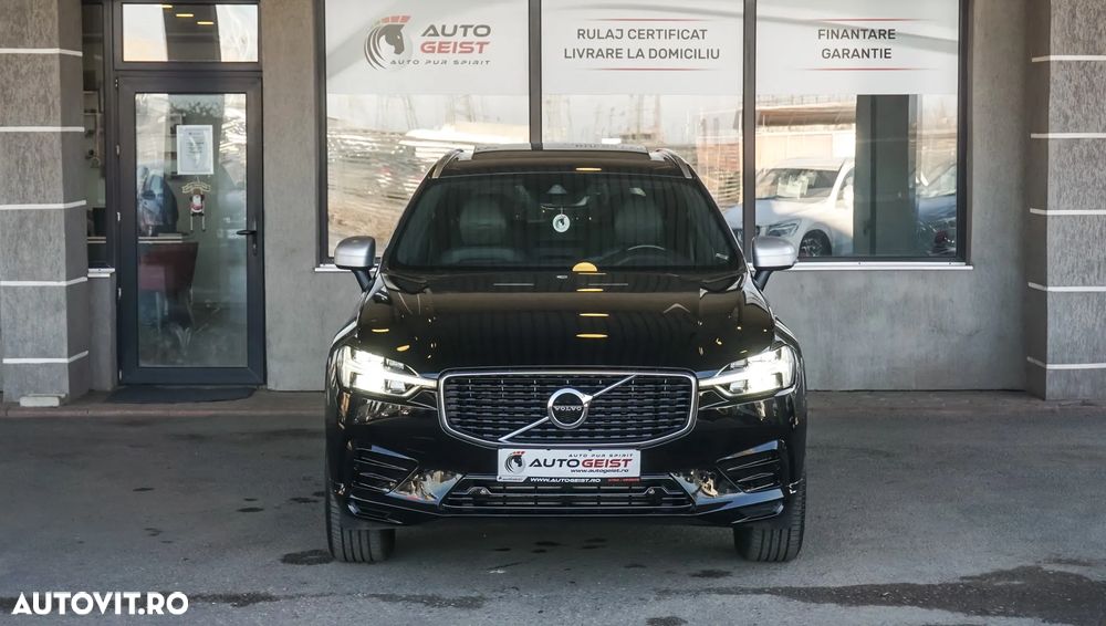 Volvo XC 60 D5 AWD R-Design - 4