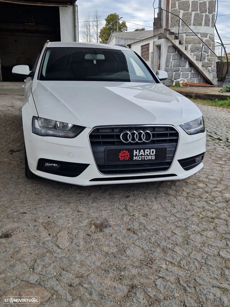 Audi A4 2.0 TDI Business Line Sport - 2