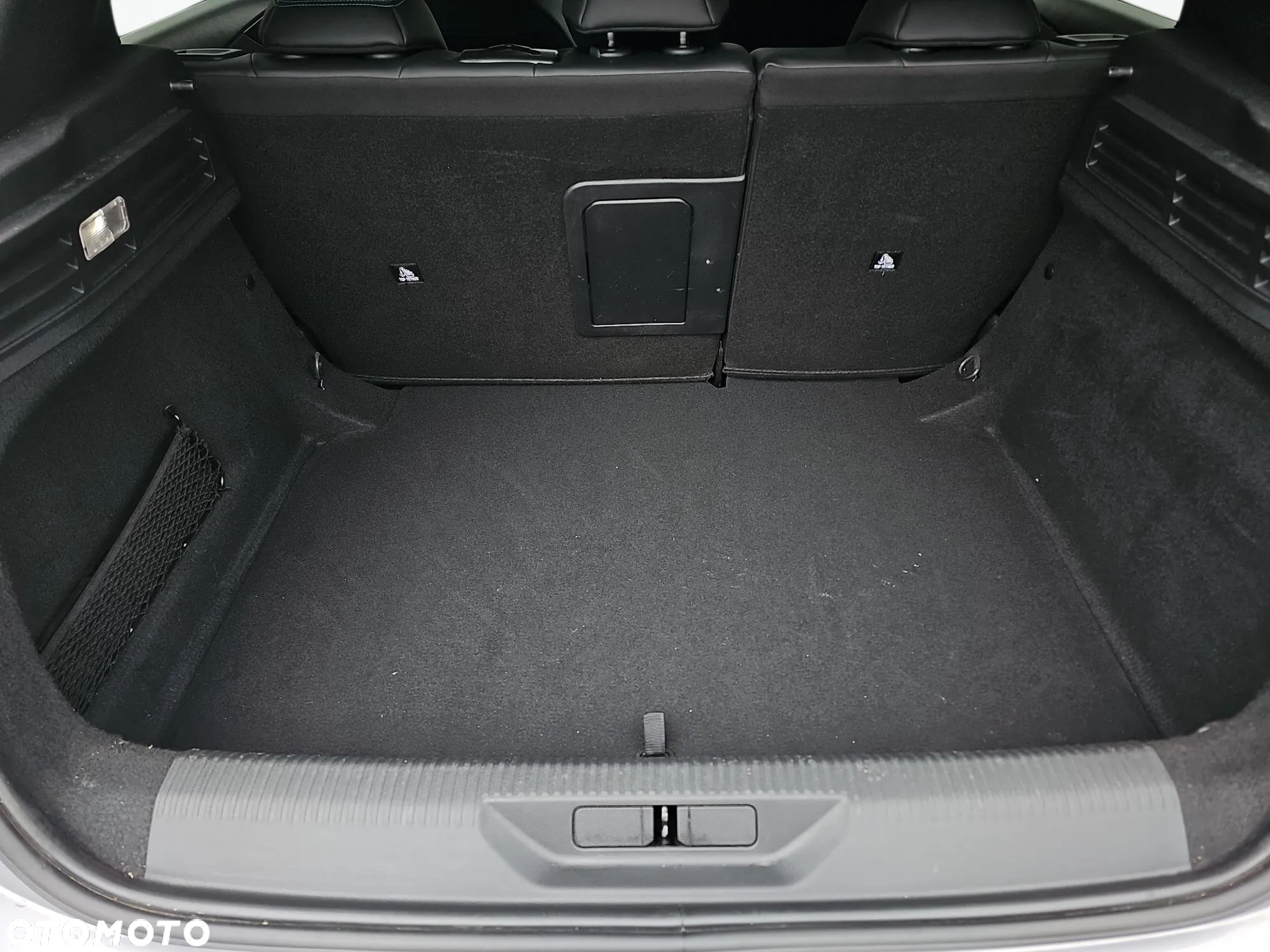 Peugeot 308 1.2 PureTech Allure S&S EAT8 - 30