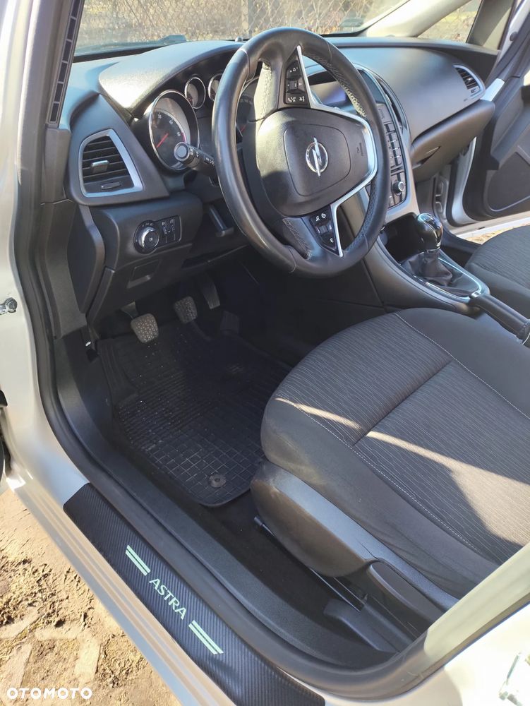 Opel Astra 1.6 CDTI Enjoy - 8