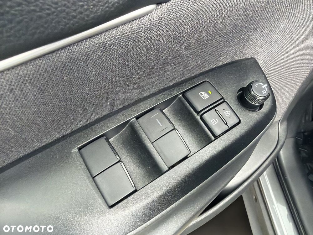 Toyota Yaris Cross - 12