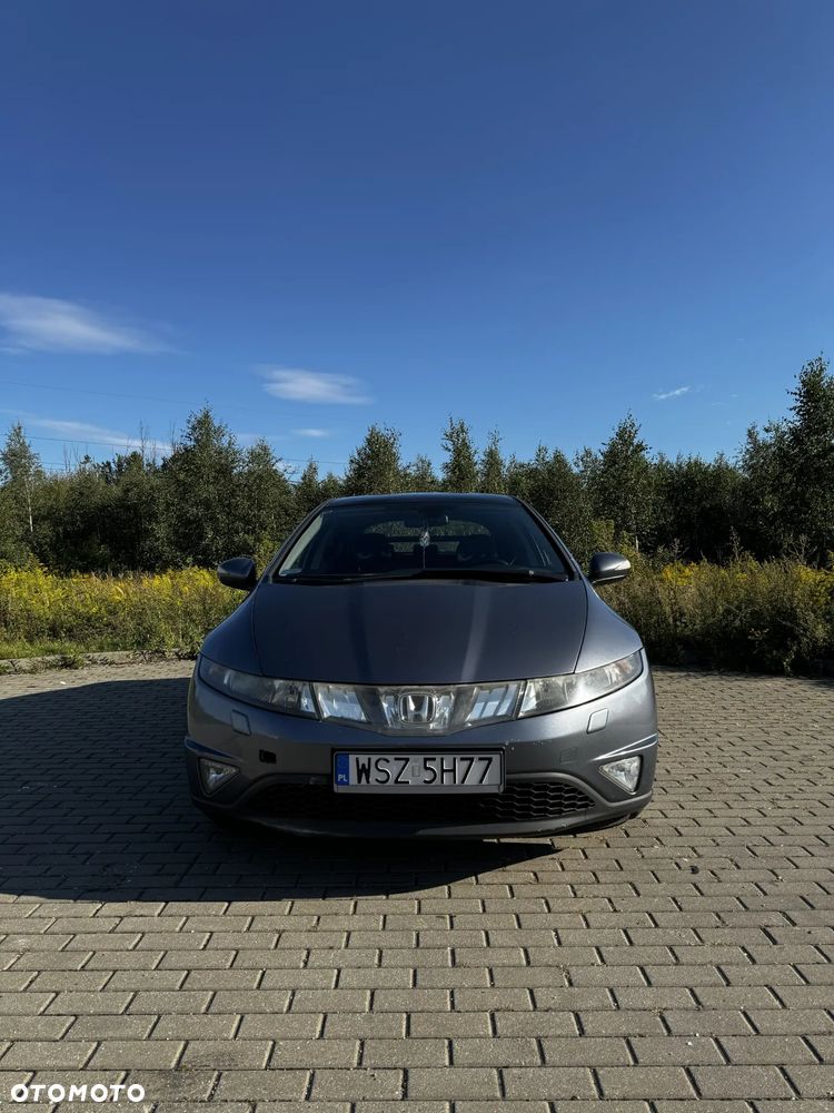 Honda Civic 1.8 Executive - 1