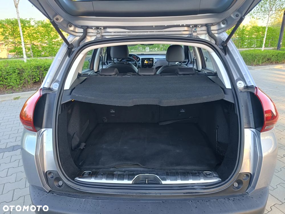 Peugeot 2008 BlueHDi 100 STOP & START Active - 20