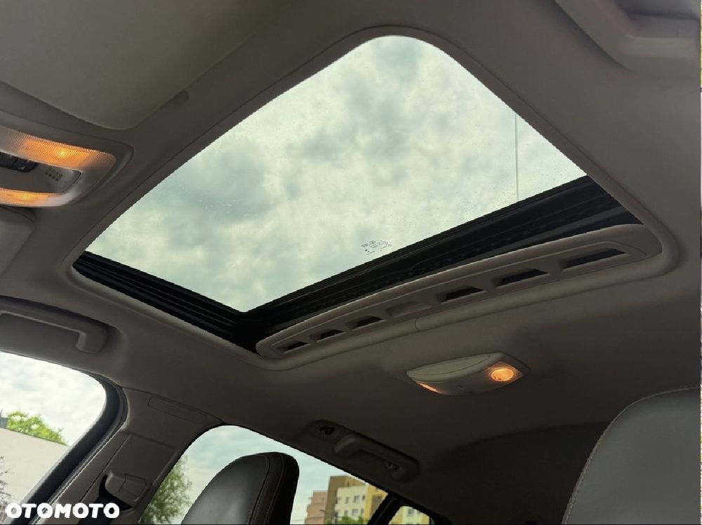 Volvo V60 Cross Country - 17