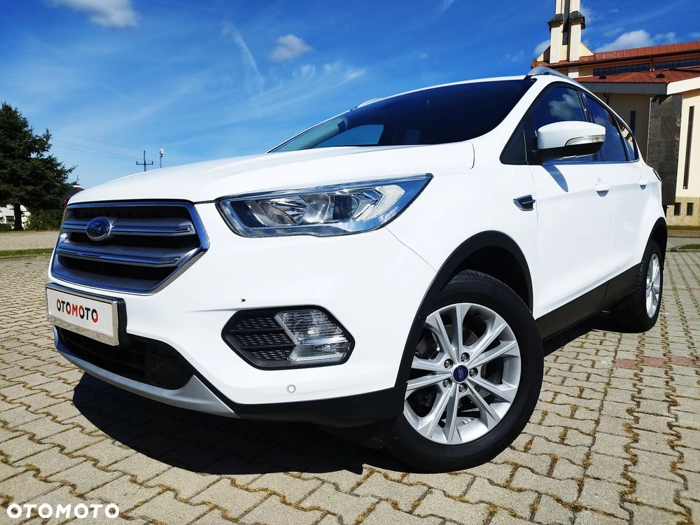 Ford Kuga 1.5 EcoBoost 2x4 Titanium - 2