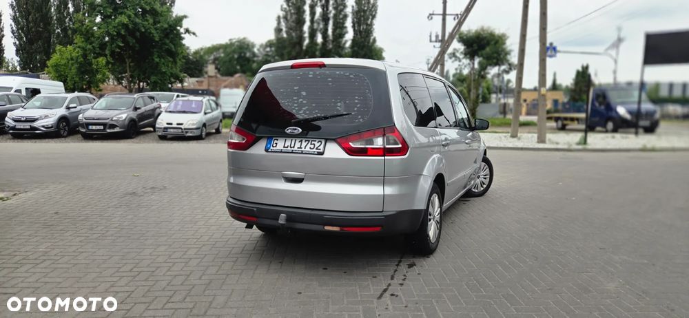 Ford Galaxy 2.0 TDCi Ghia - 13