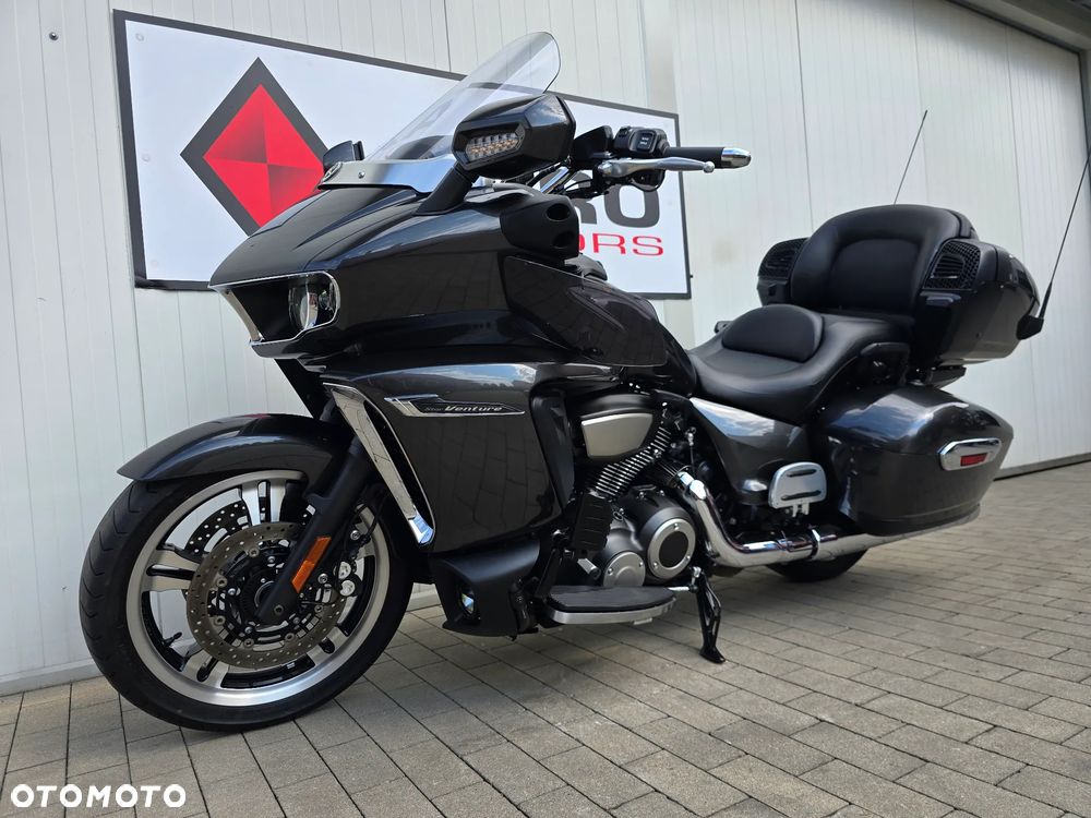 Yamaha Venture - 7