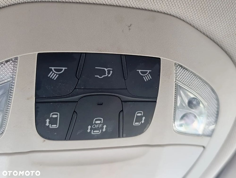 Chrysler Pacifica - 19