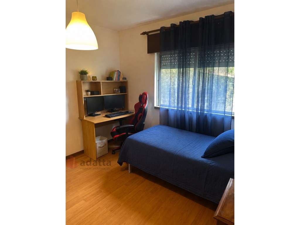 Quarto para Arrendamento - Vale das Flores (junto ao ISEC e Polo II) - Grande imagem: 2/12