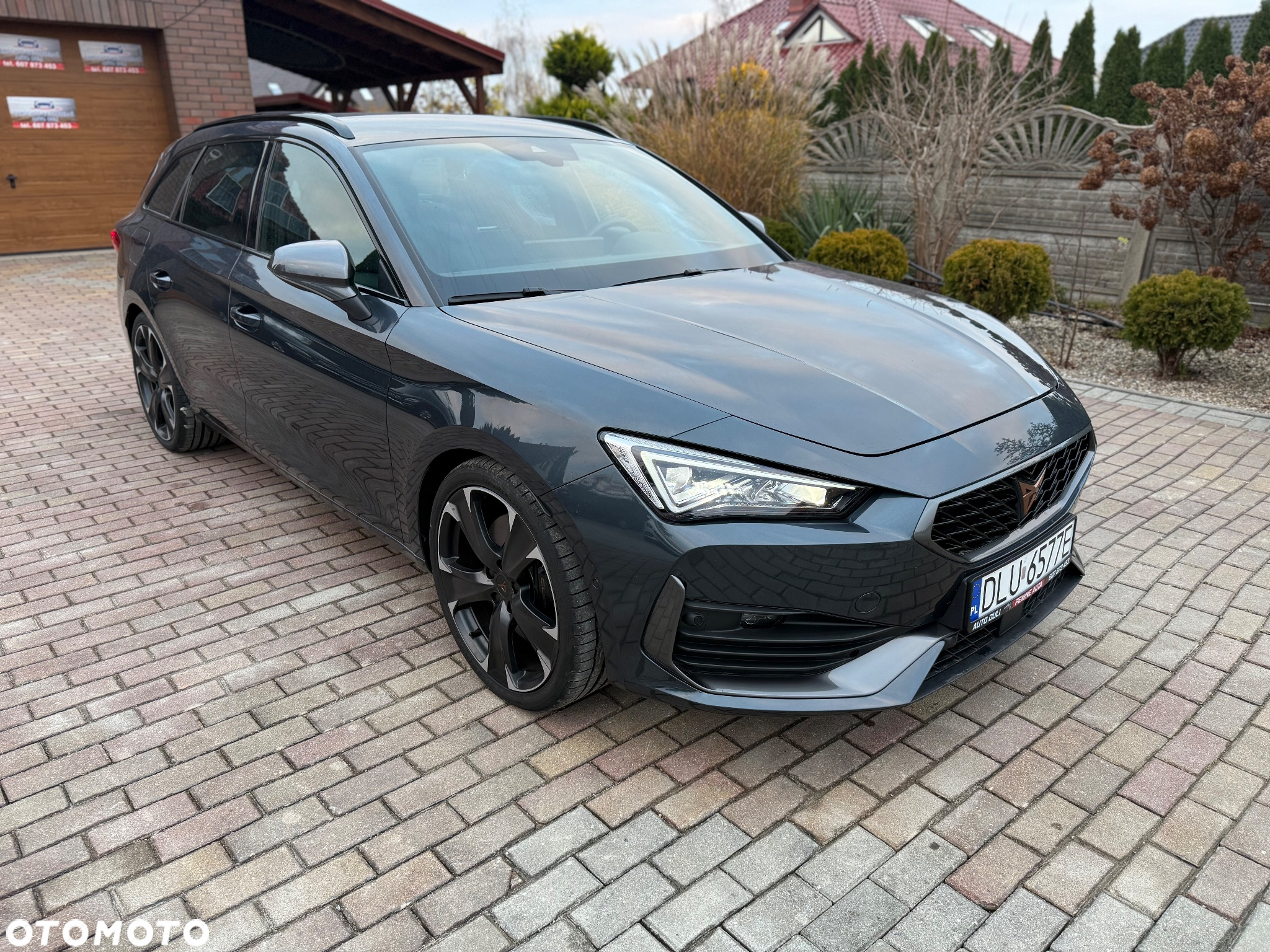 Cupra Leon 2.0 TSI VZ DSG - 2
