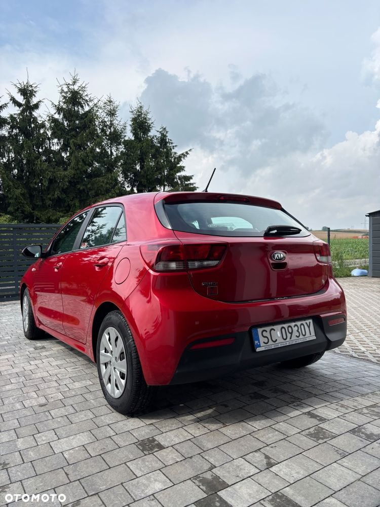 Kia Rio - 3