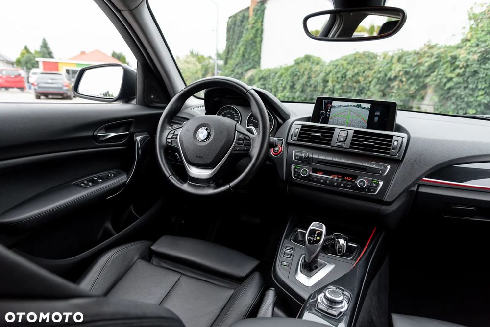 BMW Seria 1 120d Sport-Aut Urban Line - 25