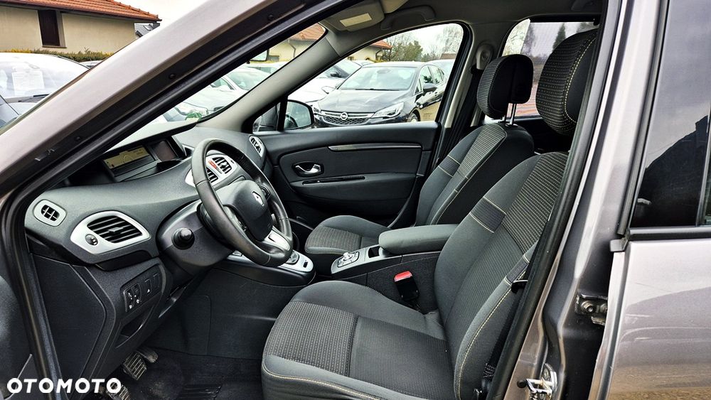 Renault Grand Scenic Gr 1.6 16V Tech Run - 32