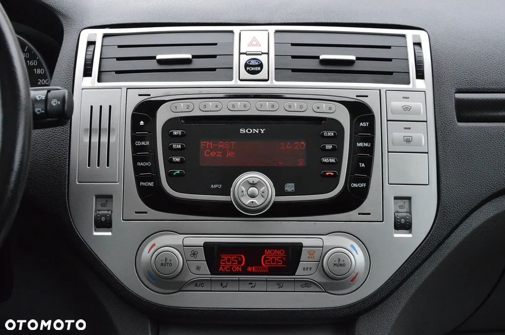 Ford Kuga 2.0 TDCi 4WD Titanium - 13
