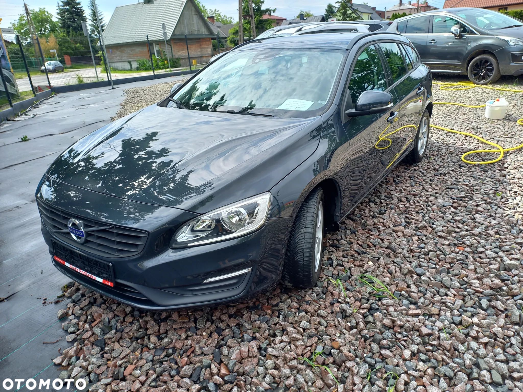 Volvo V60 D2 Drive-E Dynamic Edition (Kinetic) - 1