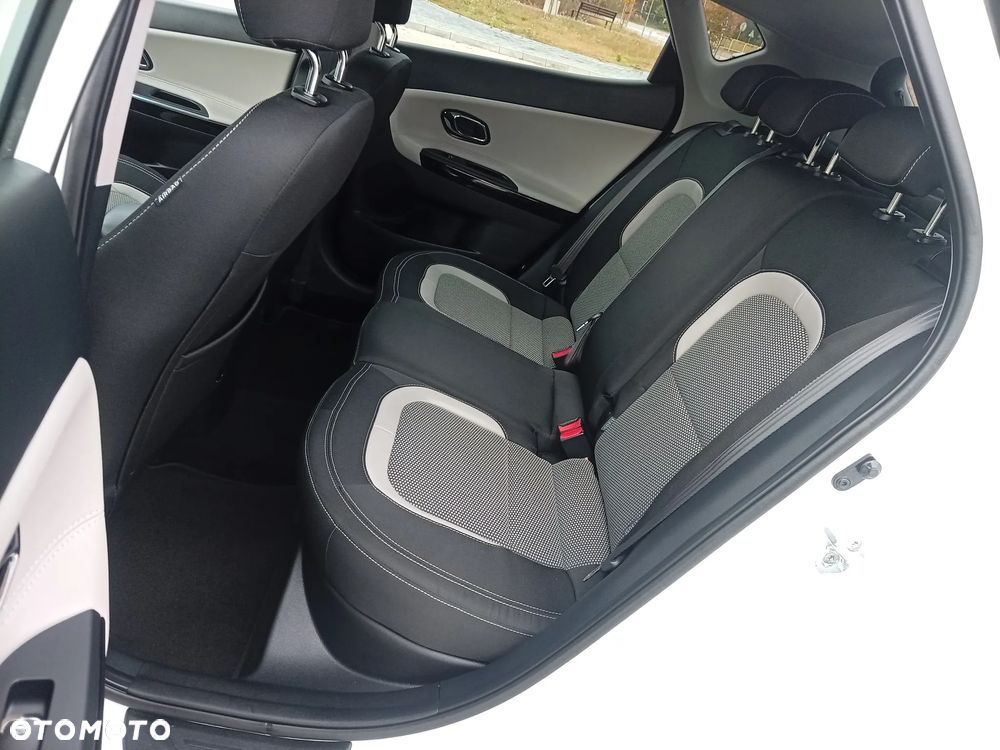 Kia Ceed - 26