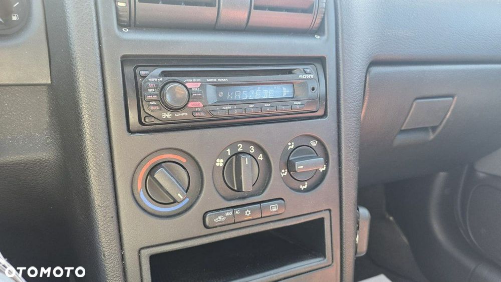 Opel Astra - 13