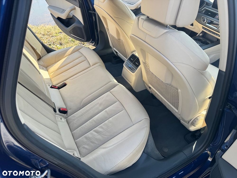 Audi A4 Allroad - 22