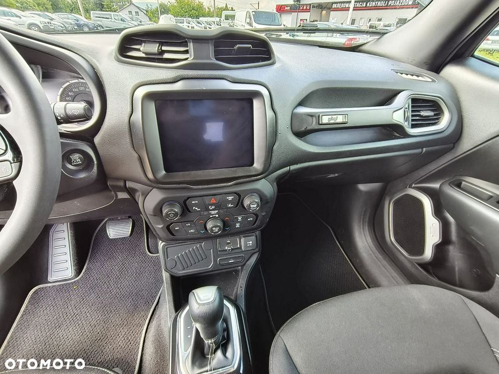 Jeep Renegade - 14
