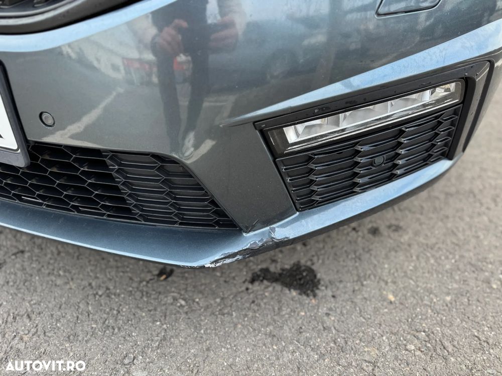 Skoda Octavia Combi 2.0 TDI DSG 4X4 Style - 27