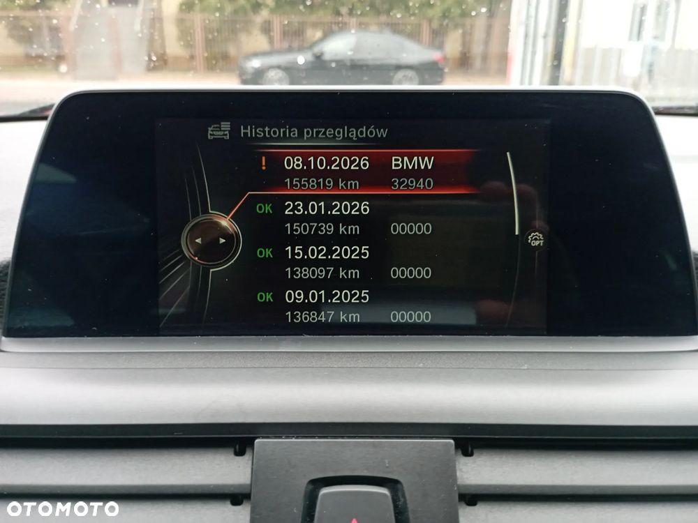 BMW Seria 1 116i - 26