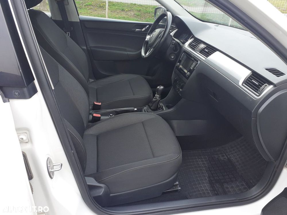 Skoda RAPID 1.6 TDI Active - 11