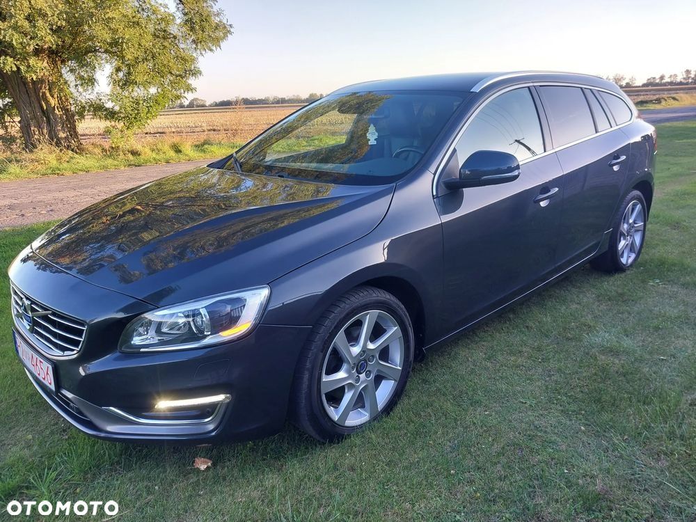 Volvo V60 D4 Drive-E R-Design Momentum - 21