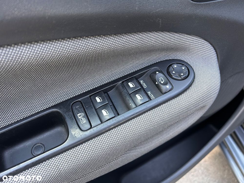 Citroën C3 Picasso HDi 90 FAP Exclusive - 30