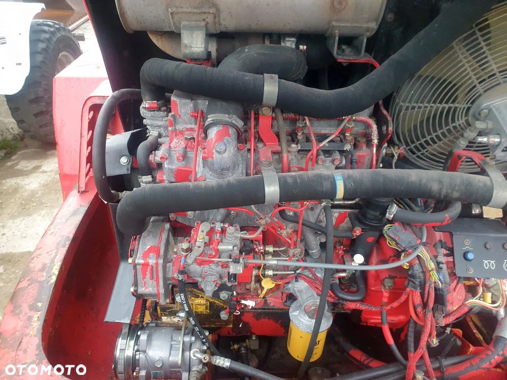 Caterpillar 908 - 16