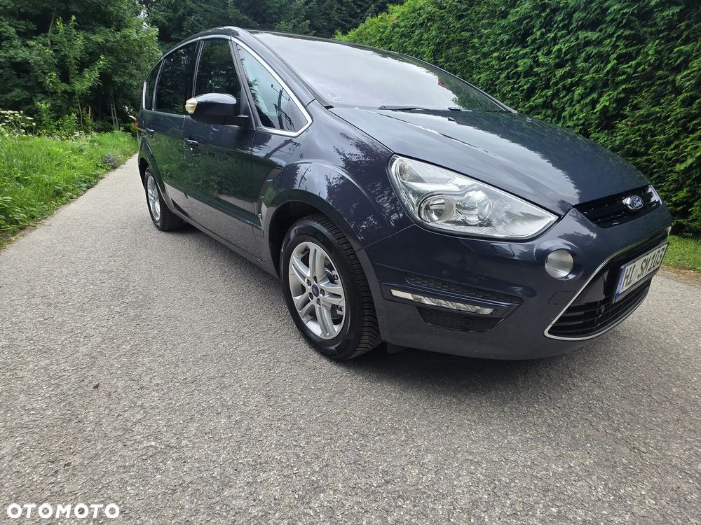 Ford S-Max - 13