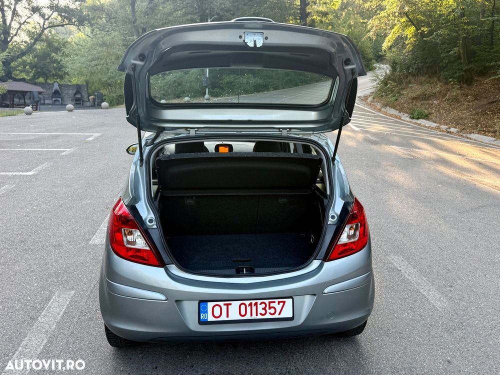 Opel Corsa 1.3 CDTI Enjoy - 20