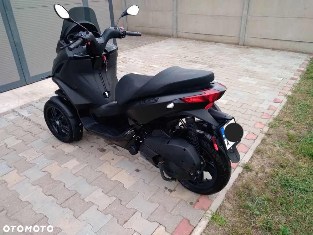Piaggio MP-3 - 3