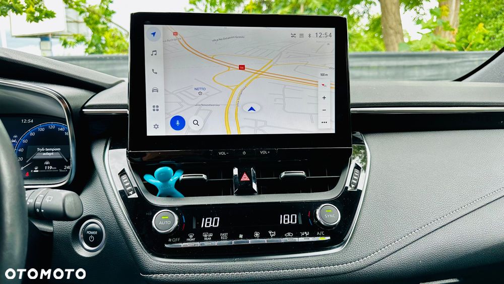 Toyota Corolla 2.0 Hybrid Style - 22