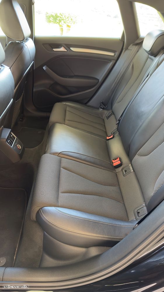 Audi A3 Sportback 2.0 TDI S tronic S line Sport Pack - 8